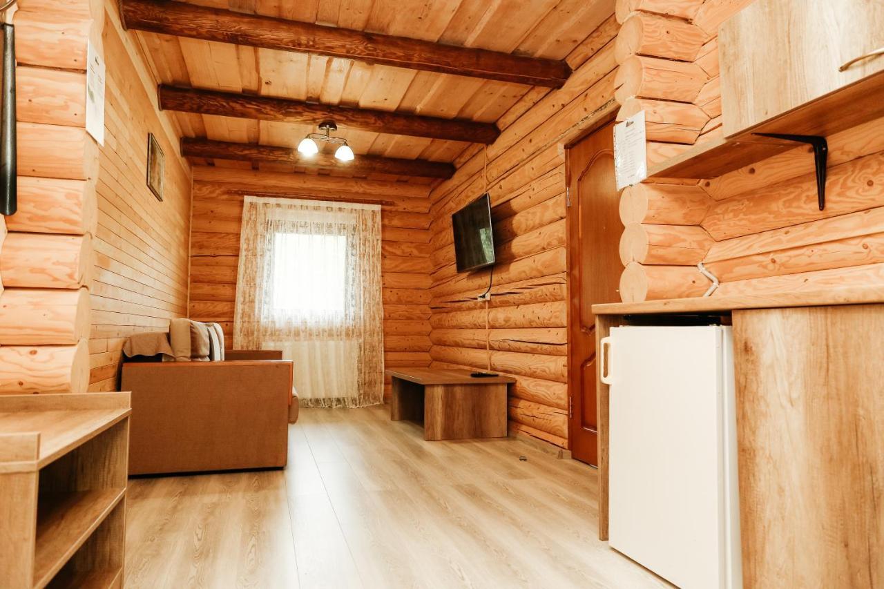 Chudodievo In Chynadievo Mini-Hotel Chynadiyovo Luaran gambar