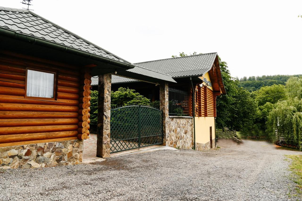 Chudodievo In Chynadievo Mini-Hotel Chynadiyovo Luaran gambar
